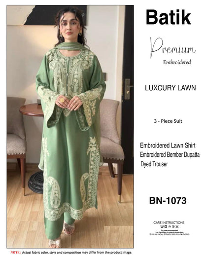 Luxury 3-Piece Embroidered Lawn Suit (Unstitched) | 🔥 Selling Fast!